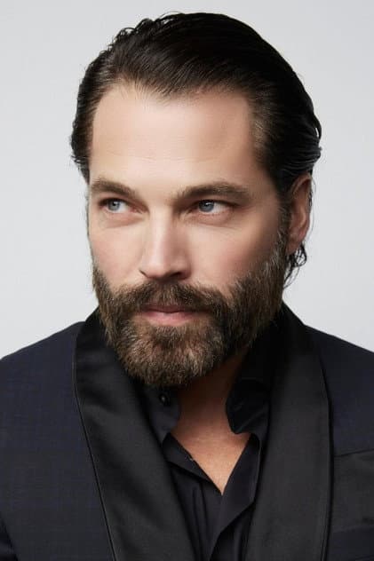 Foto de Tim Rozon