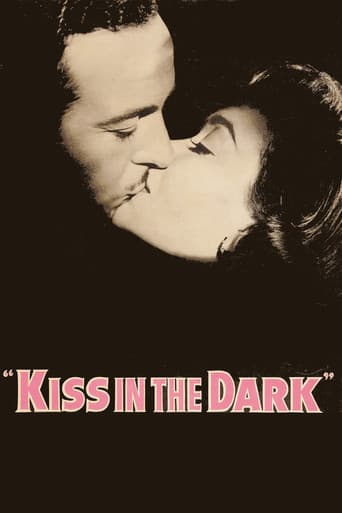 Poster de A Kiss in the Dark