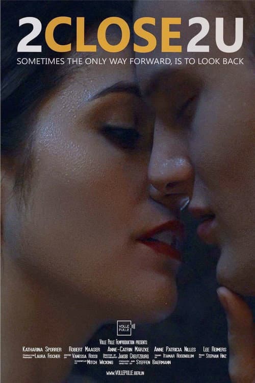Afiche de 2Close2U